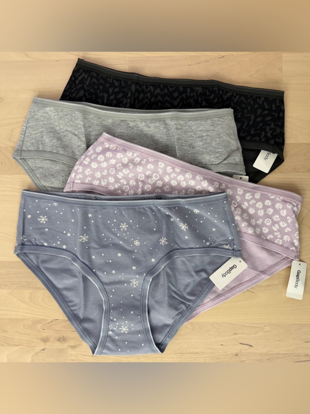 GAP GapBody Cotton Hipster Panties Lot of 4
